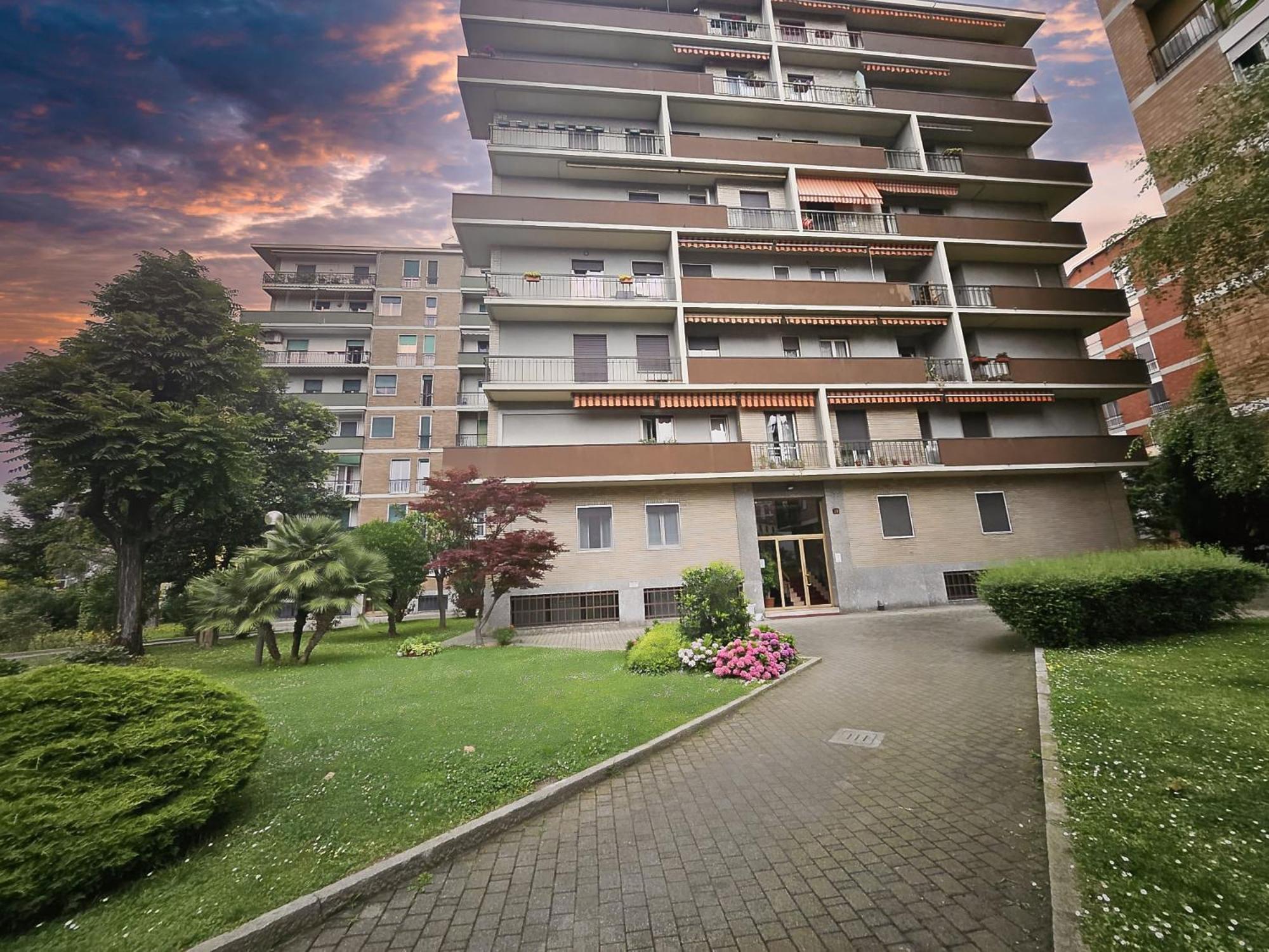Hbhall Linate Apartment Milan Exterior photo